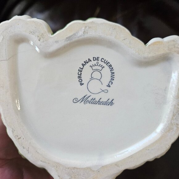 Tall Moltahedeh Rabbit Pitcher 1950s Portugal Hand Painted Bunny Green Leaf Hand - Picture 3 of 15